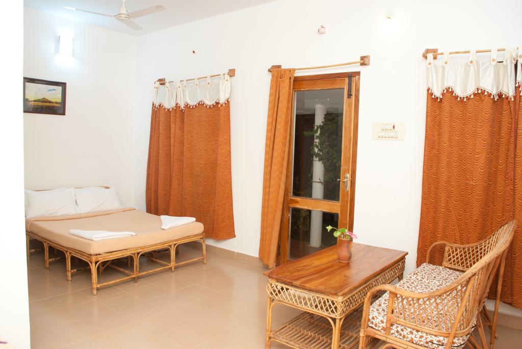 The Mountain Retreat Hotel Tiruvannamalai Luaran gambar